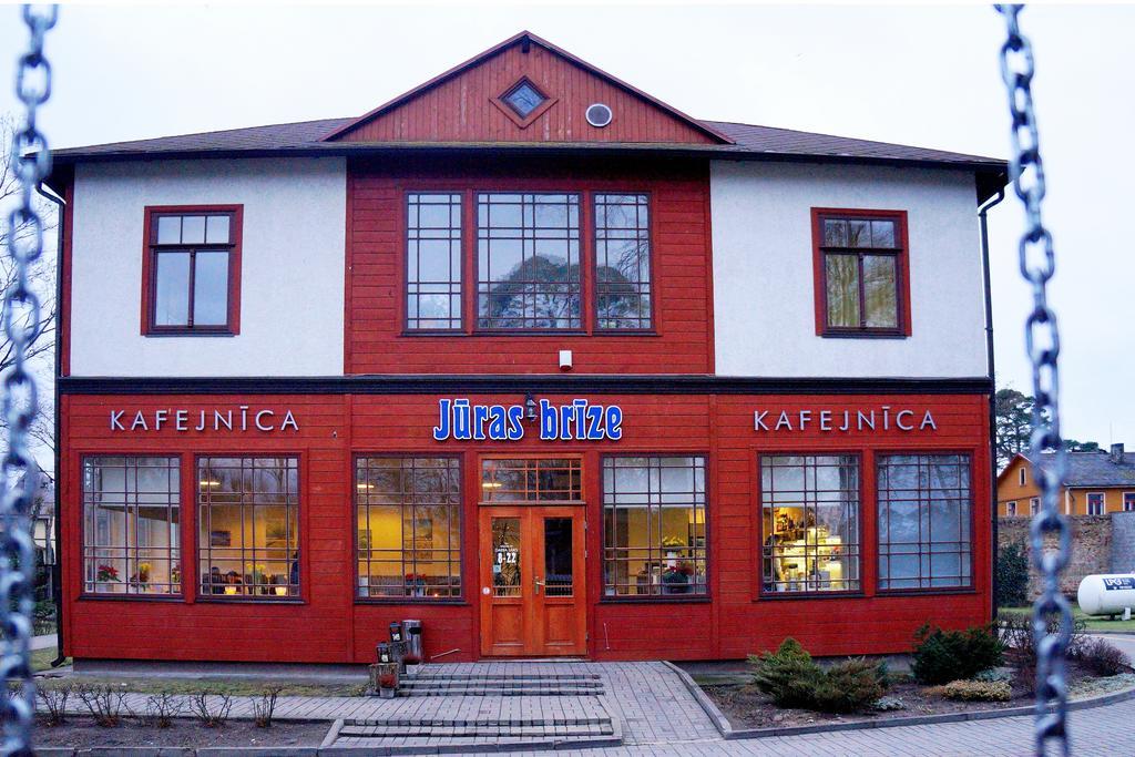 Juras Brize Hotel Ventspils Exterior photo