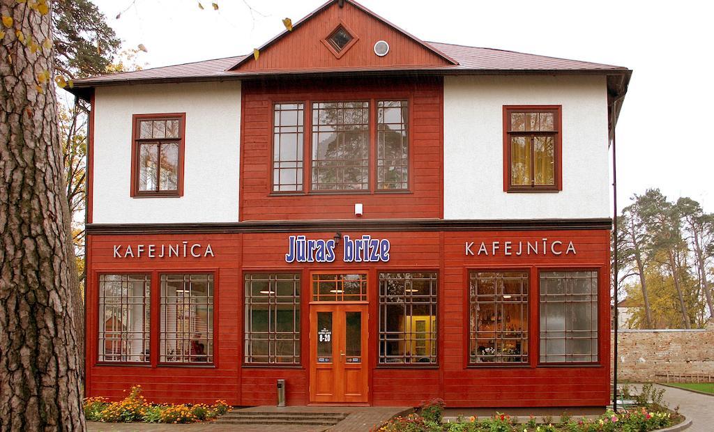 Juras Brize Hotel Ventspils Exterior photo