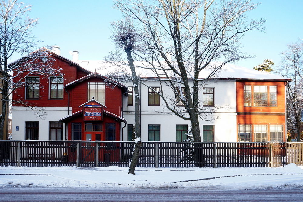 Juras Brize Hotel Ventspils Exterior photo
